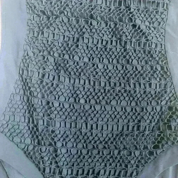 Shan Bandeau one piece swim light foam shelf bra adjustable strap/crochet size 8 - Picture 8 of 10